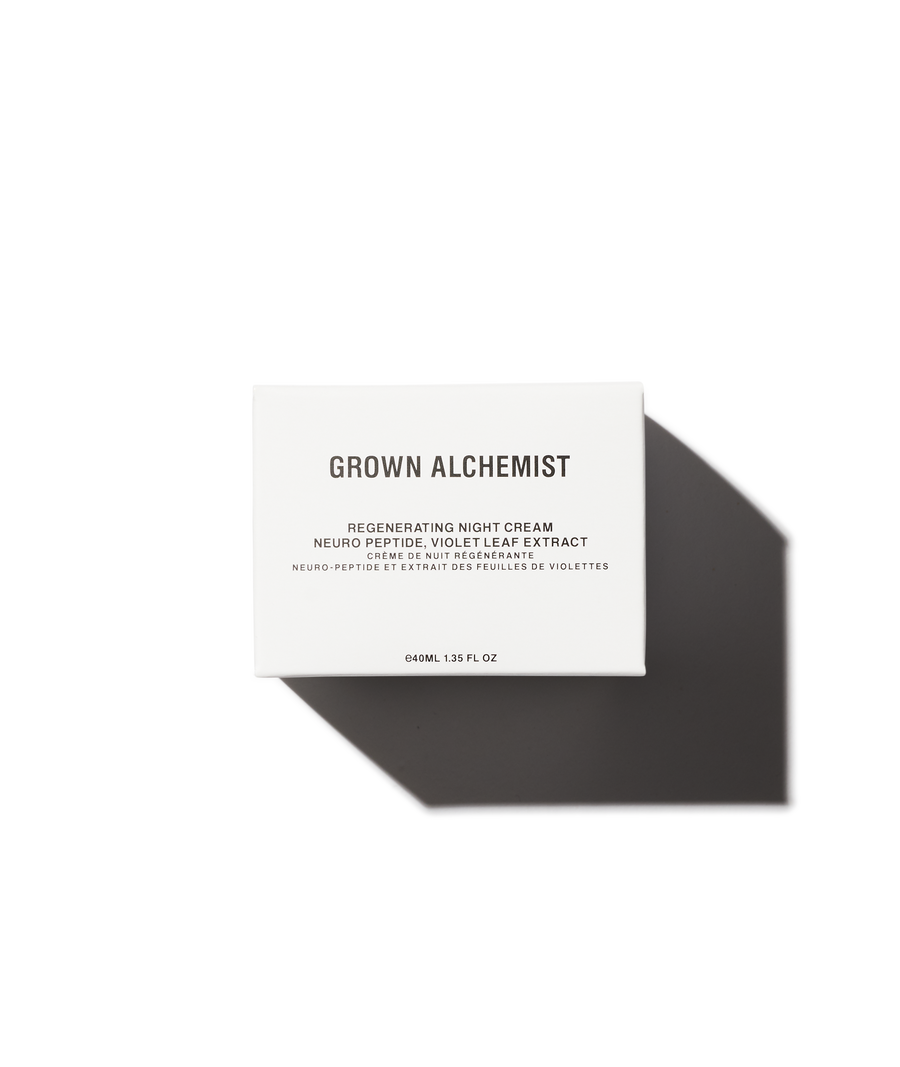 box of regenerating night cream.